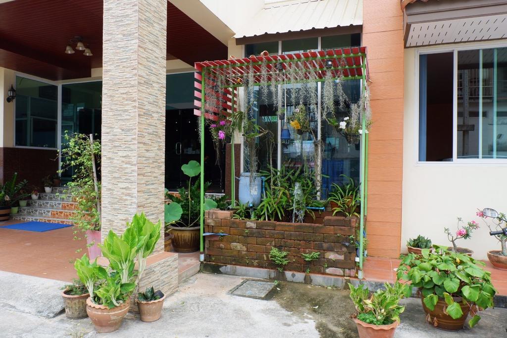 Na Chaidej Hotel Surat Thani Eksteriør billede