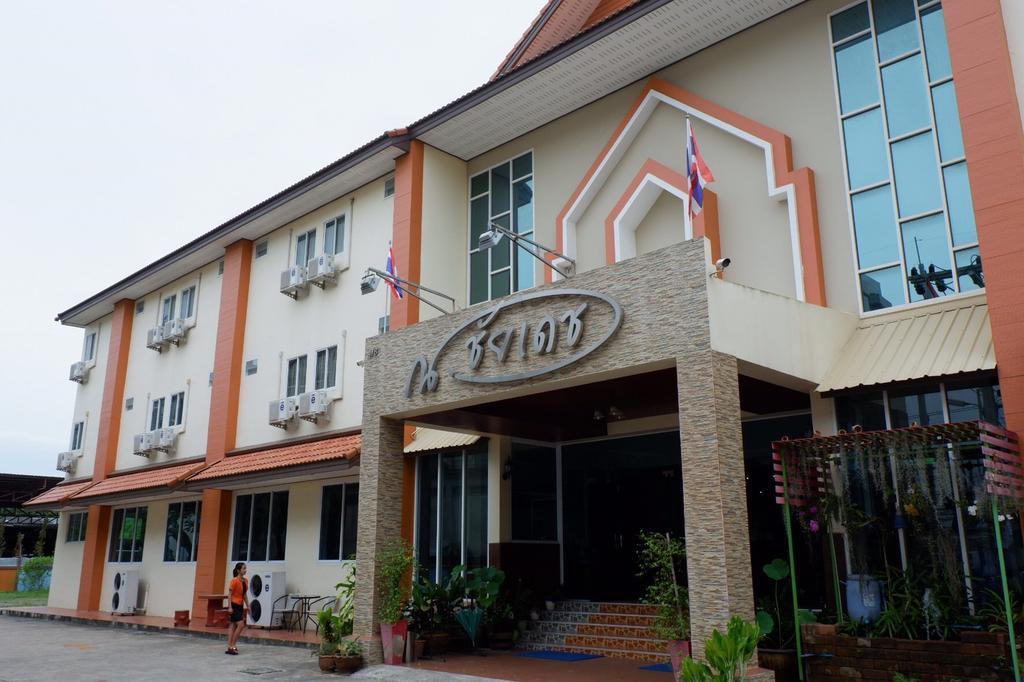 Na Chaidej Hotel Surat Thani Eksteriør billede