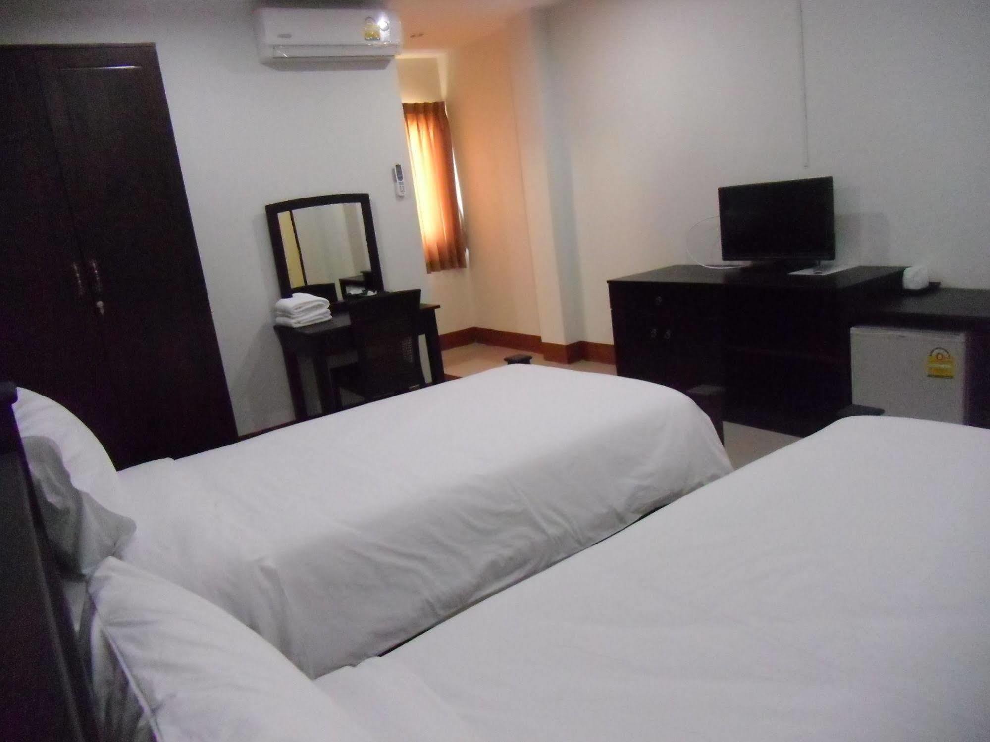 Na Chaidej Hotel Surat Thani Eksteriør billede