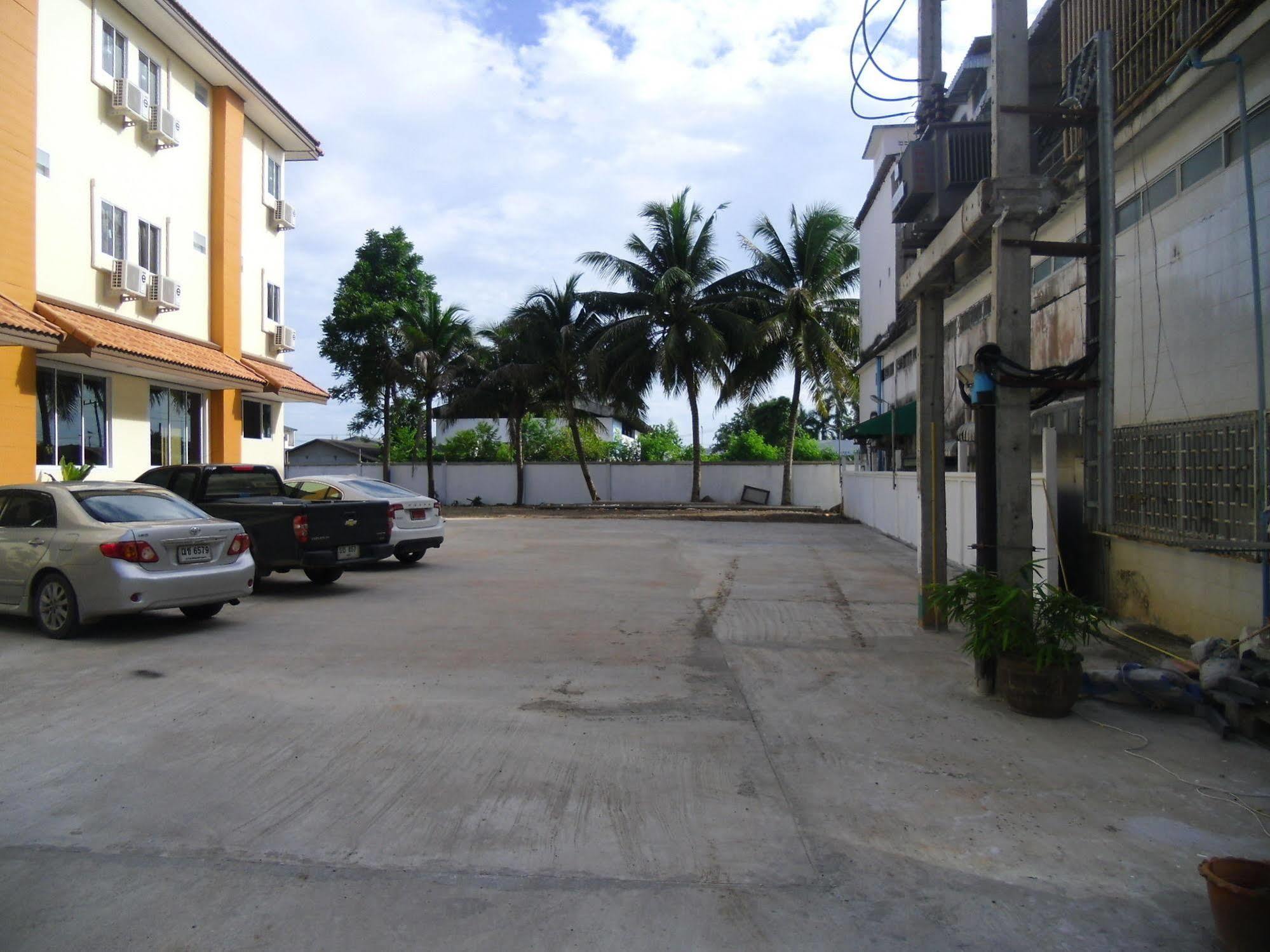 Na Chaidej Hotel Surat Thani Eksteriør billede